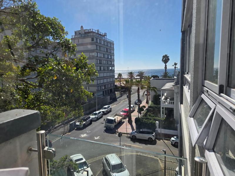 To Let 3 Bedroom Property for Rent in Sea Point Western Cape